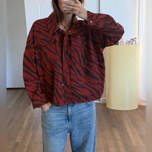 tiger print denim overshirt 🐅